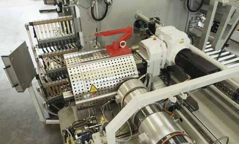 Eine besonders Aufwand und energiesparende Integration von Materialrecycling und Spritzgießen wurde vom süddeutschen Maschinenbauunternehmen Ettlinger in Königsbrunn bei Augsburg entwickelt.