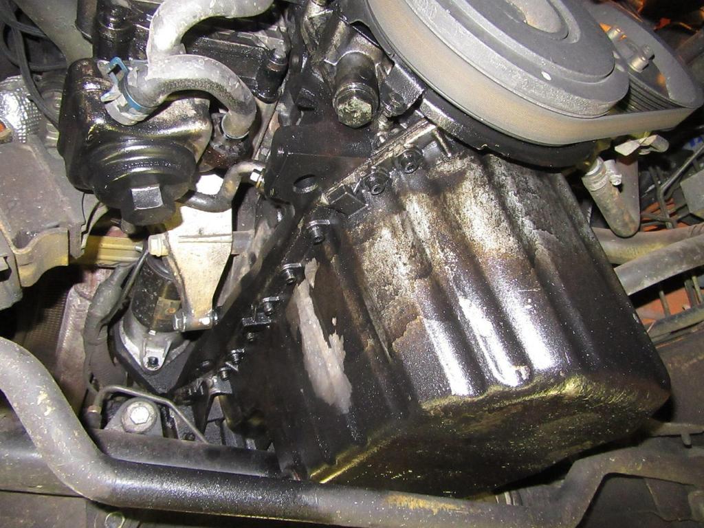 Bild 7: Motor komplett: Ölverlust