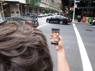 Das NoPhone - Selfie-Modell