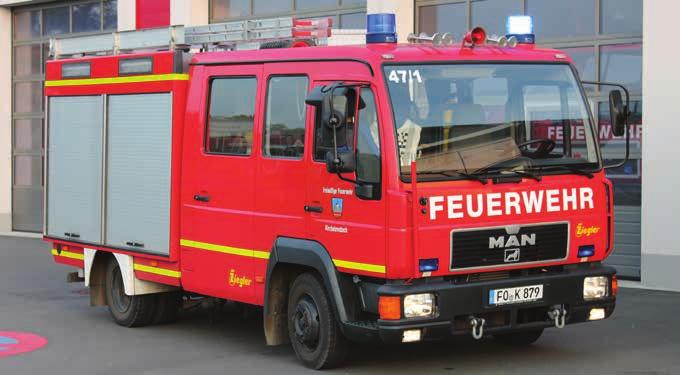 1995 Die Feuerwehr richtet im Juni den Kreisfeuerwehrtag aus und begeht gleichzeitig das Fest der Fahnenweihe.