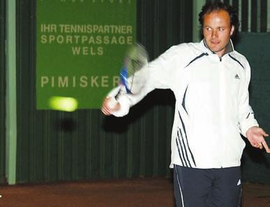 4 Tennis Dienstag, 30. Mai 2006 Tennismeister und Psychologe WELS. Boris Krenn dominierte in den späten Achtzigern das oberösterreichische Tennis. Vier Mal war er Landesmeister im Einzel.