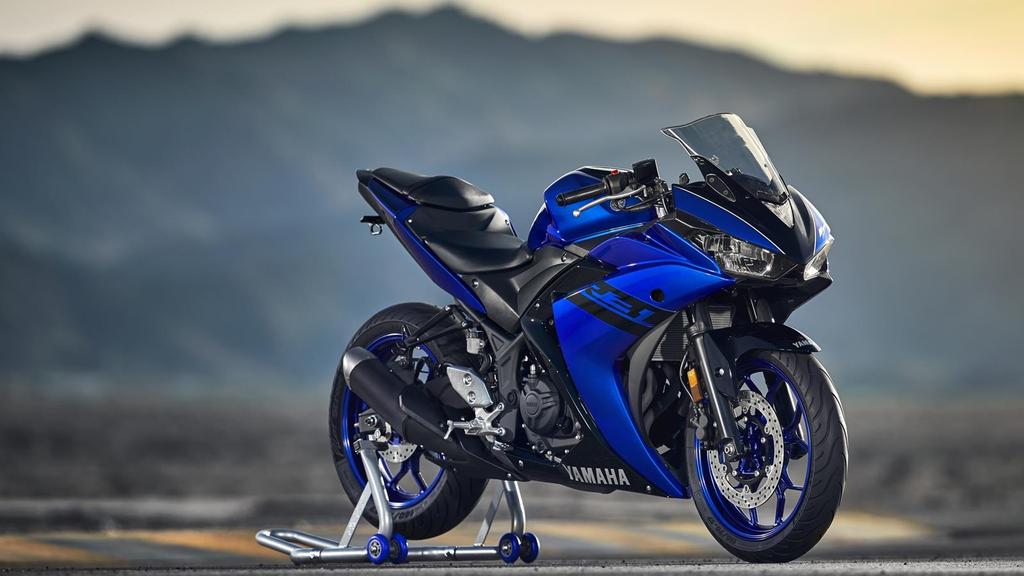 Pure DNA aus der R- Serie Yamaha hat sich vorgenommen, eine neue Generation aufregender Motorräder mit innovativer Technik zu entwickeln, die den Alltag bereichern.