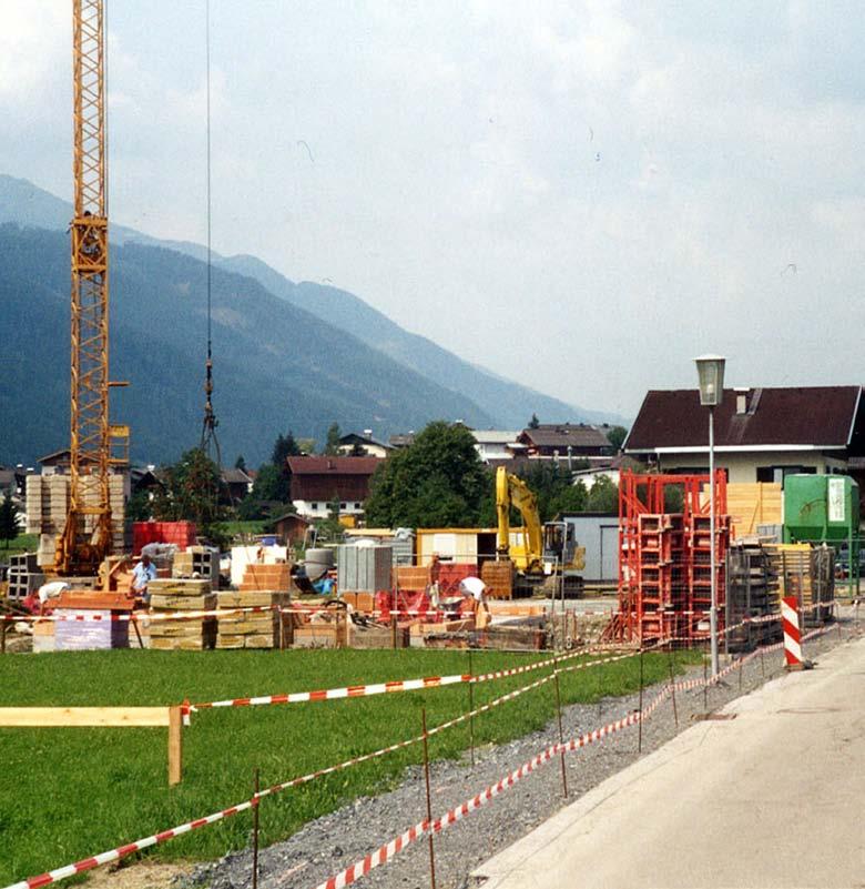 ) Tötung von Tieren durch Fallen wie Licht- und Kanalschächte, Kellereingänge, Senkgruben etc.