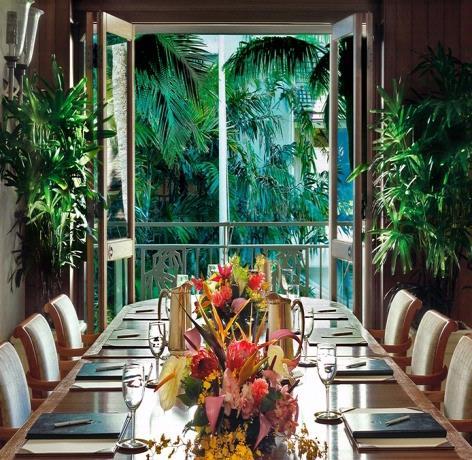 Restaurant Ein Muss ist der Besuch einer der feinsten Luxus Suiten und Zimmer in jeder Größe mit verzaubern feinste Speisen seine Gäste.