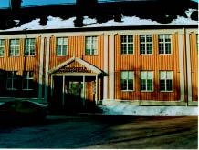 Stredná škola Gränsälvsgymnasiet v Övertorneå spolupracuje s Arktickou vzdelávacou nadáciou za účelom poskytovania odborných kurzov v štyroch študijných programoch odbornej prípravy.