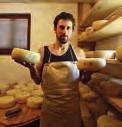 Almen sowie in den einheimischen Käsereien können Sie sehen, wie der Schafskäse aus Bovec hergestellt wird.
