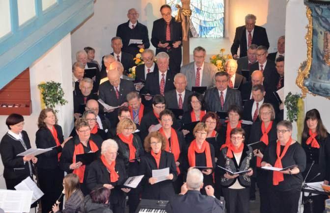 60 Jahre Kirchenchor Albertshofen am 17. April 2016 Zum Festgottesdienst an Jubilate wurden mehrere ehemalige Pfarrer, Chorleiterinnen und Chormitglieder herzlich begrüßt.