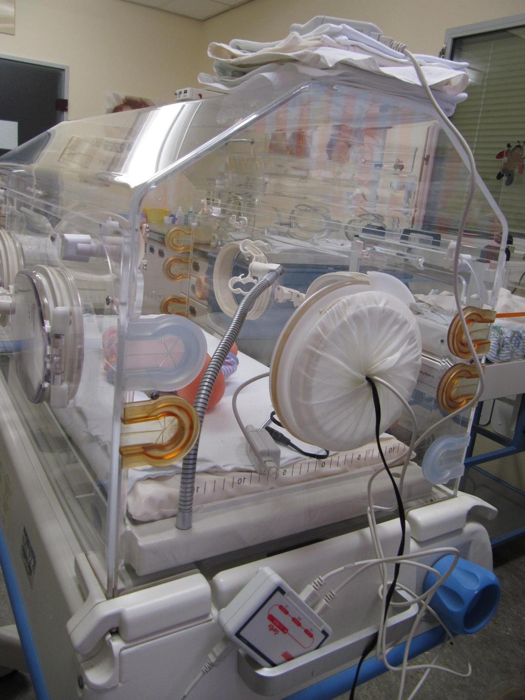 Darstellung der Geräusche im Inkubator Fragestellung als Startpunkt für das Projekt war: Wie hört sich die Umgebung für einen Säugling im Inkubator an?