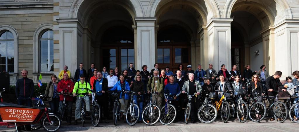 BürgerInnen radeln für s Klima KarlsruherInnen fahren Mit dem Rad zur Arbeit