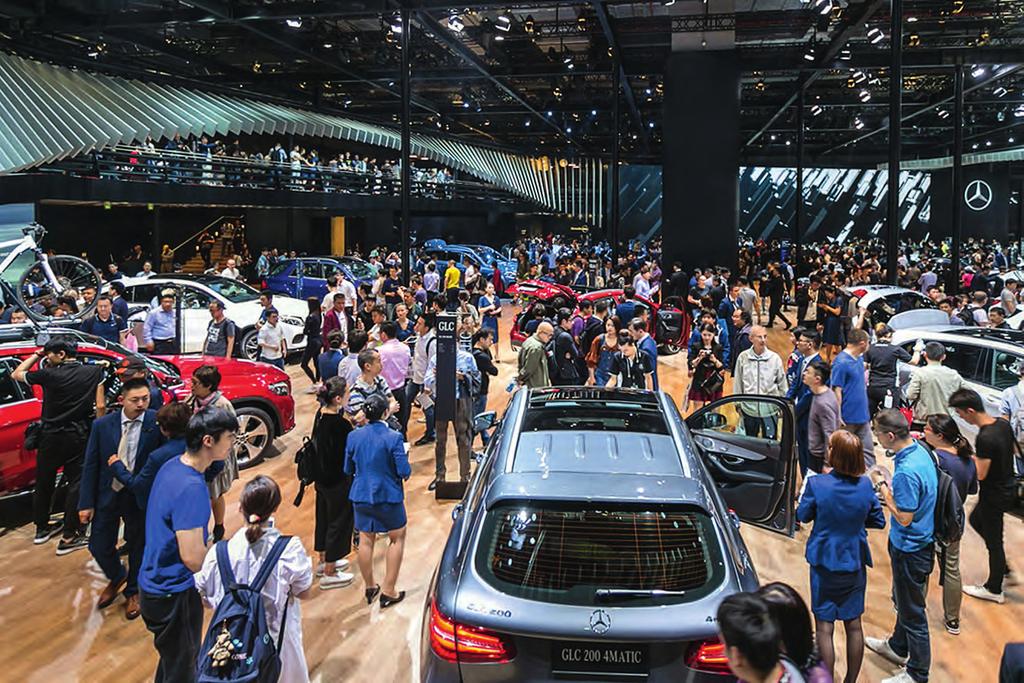MESSE-HIGHLIGHTS Die IMAG war 2017 zum wiederholten Mal als europäischer Co-Veranstalter an der weltweit größten Automobilmesse Auto Shanghai beteiligt.