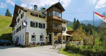 idealer Ausgangspunkt für Touren in den Kitzbüheler Alpen ist. An der Wildschönauer Straße beginnt am Gasthof Berghäusl der erste Anstieg und führt uns auf gutem Forstweg entlang der Route Nr.