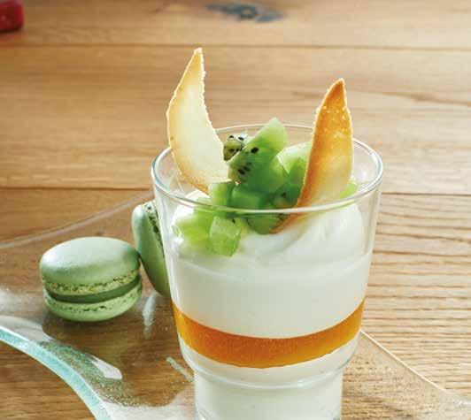 Joghurt-Limetten Creme mit Passionsfrucht und Kiwi Joghurt-Limetten Creme mit Passionsfrucht und Kiwi 1 Basis für Bayerische Creme in das Milch/Sahne Gemisch einrühren und in einer Küchenmaschine bei