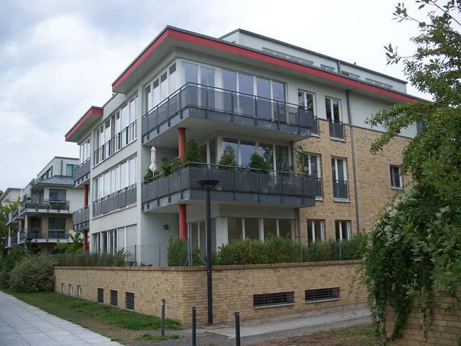 Anforderungen für Mehrfamilienhäuser Neubauten Gewachsenes Umfeld, eher innenstadtnahe Lage Kleine Anlagen (Stadtvillen etc.