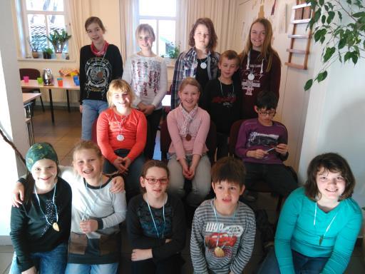 Kinderseite Auf den Spuren des Apostels Paulus Am 13. Februar 2016 kamen 13 Kinder im Pfarrhaus Marlishausen zusammen.