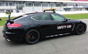 Denn bei unserem Porsche Sports Cup Day konnte die Faszination Porsche sowohl auf als auch abseits der Rennstrecke besonders intensiv erfahren werden.