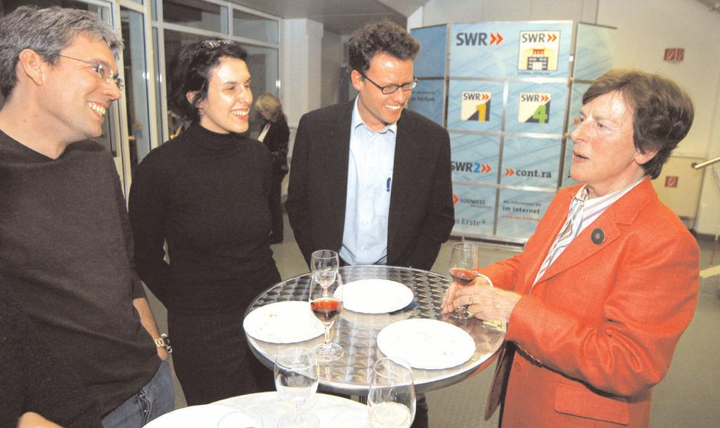 Gesine Schwan spricht von einer sehr interessanten Erfahrung, die sie macht, nachdem sie Willy Brandt öffentlich kritisiert hat. Sie wird zur Dissidentin in der SPD.