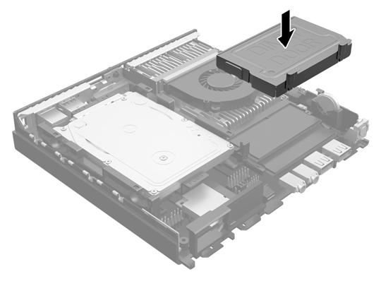 10. Richten Sie die Abdeckung des Speichers über dem SODIMM aus, senken Sie die Abdeckung und drücken Sie dann die Abdeckung nach unten, bis sie einrastet. 11. Setzen Sie die Abdeckung wieder auf. 12.