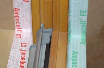Fenstereinbaubänder Ampacoll FE Auf Synthesefaserpapier aufgebrachter modifizierter Acrylkleber mit Fadengelege.