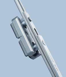 Zusätzliche mechanische und von oben oder von unten in die elektronische Sicherheitselemente stabilen Stahl-Schließstücke im 3 Sicherheitsgriffe.