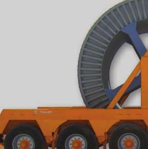 Hydraulic version, loading capacity from 40000 and 50000 kg. U-shaped construction, either in 4-axle construction with pivote plate and DIN coupling or as 3-axle semi-trailer.