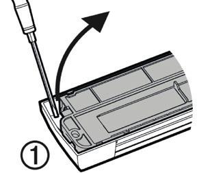 abgetrennt werden. E D 3. Metallkanal ROMK 140 / ROMK 240 ( D ) in die Fräsung des Rollladenkastens einsetzen ( E ). Die äußere Kante des Metallkanals muss bündig mit dem Rollladenkasten sein.