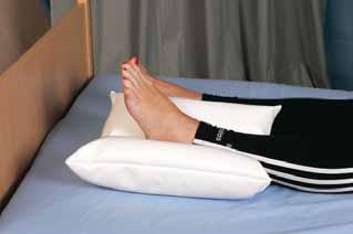 Für die gestreckte Beinlagerung, Ruhigstellung und Fixierung nach Operationen, Entzündungen und Frakturen. Das gepolsterte Fußbett verhindert die sog. Spitzfußbildung.