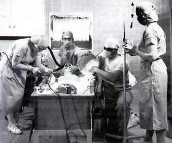 Herzchirurgie Hypothermie Geschichte Die erste erfolgreiche intrakardiale Korrektur eines angeborenen