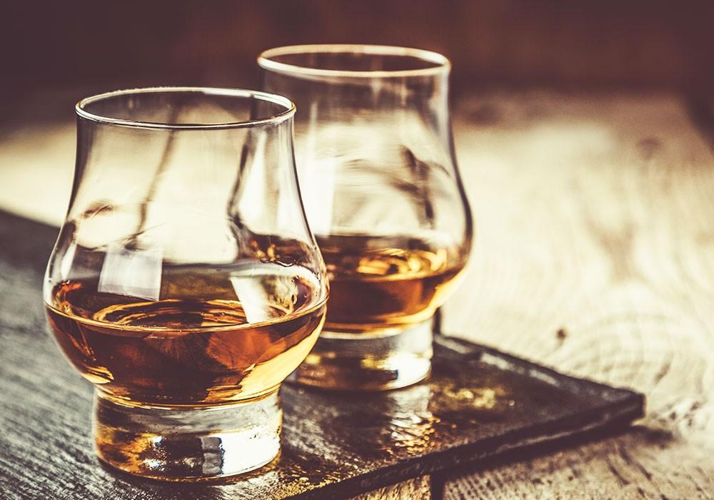 Im Laufe der Zeit entstand eine große Anzahl an privaten Destillerien. Jeder schottische Clan produzierte seinen eigenen Whisky für den Eigengebrauch.