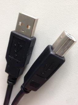 3) 3. Anschluss des Touch-Panel USB-Kabels (s. Abb.