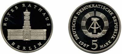 40,- Thematischer Satz POTSDAM 6723 1610 5 Mark 1986 Neues Palais und Sanssouci. Im Münzrahmen mit Aufschrift "Münzen aus der DDR Potsdam".