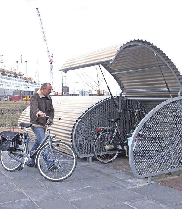 Bicykle môžu byť uzamknuté spolu s inými doplnkami (helmy, batožina, detské sedačky, atď.).