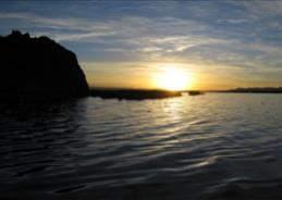 Tag: Titicacasee Lamaherden und Indiodörfer... herrliche Fahrt zum See. Bootsfahrt zu den schwimmenden Inseln der Uru-Indios.