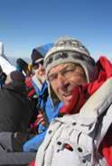 Bergwanderer: wahlweise Seen-Wanderung und/oder heiße Quellen 22.-23.Tag: Salar de Uyuni (3.650 m) Die Uyuni, das "Weiße Meer", ist mit 12.