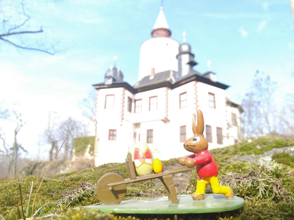 Ostern auf Burg Posterstein Burg Posterstein hat an den Osterfeiertagen von 10 bis 18 Uhr geöffnet. Am Samstag kann das Museum von 10 bis 17 Uhr besucht werden.