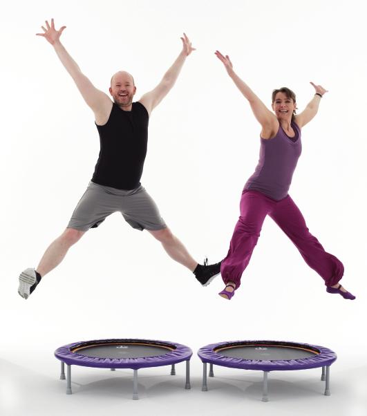 Ausdauertraining, aktive Bewegungspausen oder powervolles Fitnesstraining, das Minitrampolin und Fit-And-Bounce sind