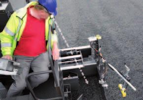 Einfache Bedienung - lässt nichts zu wünschen übrig Der Fahrer kann seine Sitzposition und die Position des Bedienpults so einstellen, dass sie genau seinen persönlichen Anforderungen entspricht.