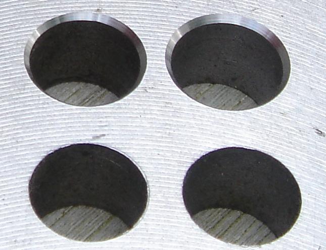 000 2,9 7 5 15-45 4 15,0 G 3/8 Betriebsdruck: 6,0 bar Lieferumfang: CB 02 und CB 02-BL: Werkzeug mit Gewindestück (PT ¼ XNPT ¼), 2 Hartmetallplatten