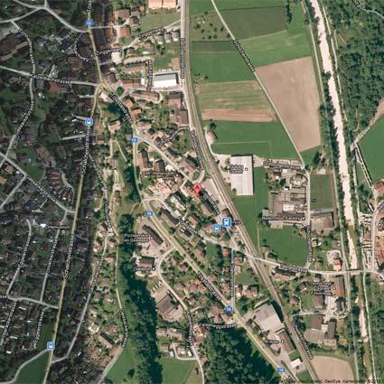 Im Osten grenzt die Gemeinde an den Kanton Thurgau. Das Dorf liegt auf 566 m.ü.m. und wird von knapp unter 2000 Menschen als Heimatdorf bezeichnet.