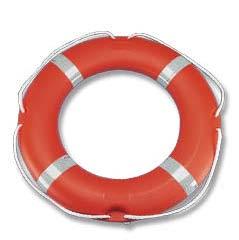 Présentation à 3 pcs. RING LIFEBUOY MOD.«TAURUS» Ø cm. 75 x 45 Kg. 2,5 Meets SOLAS 74(83) Res. IMO A689(17). With 4 retro-reflective tapes. Manufactured in blow pressed polyethylene.