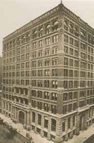 Das in Chicago, von dem Architekturbüro Bahnham & Root, errichtet Reliance Building von 1894 ist zum Beispiel mit seiner Stahlskelettbauweise und der vorgehängten gläsernen Vorhangfassade, der