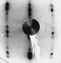 50 4 Ergebnisse 4.2 Siliciumcarbid 4.2.1 Dispersion von Oberflächenzuständen Die im Anschluß vorgestellten Messungen wurden auf 3C-SiC-Material der Firma Cree durchgeführt.