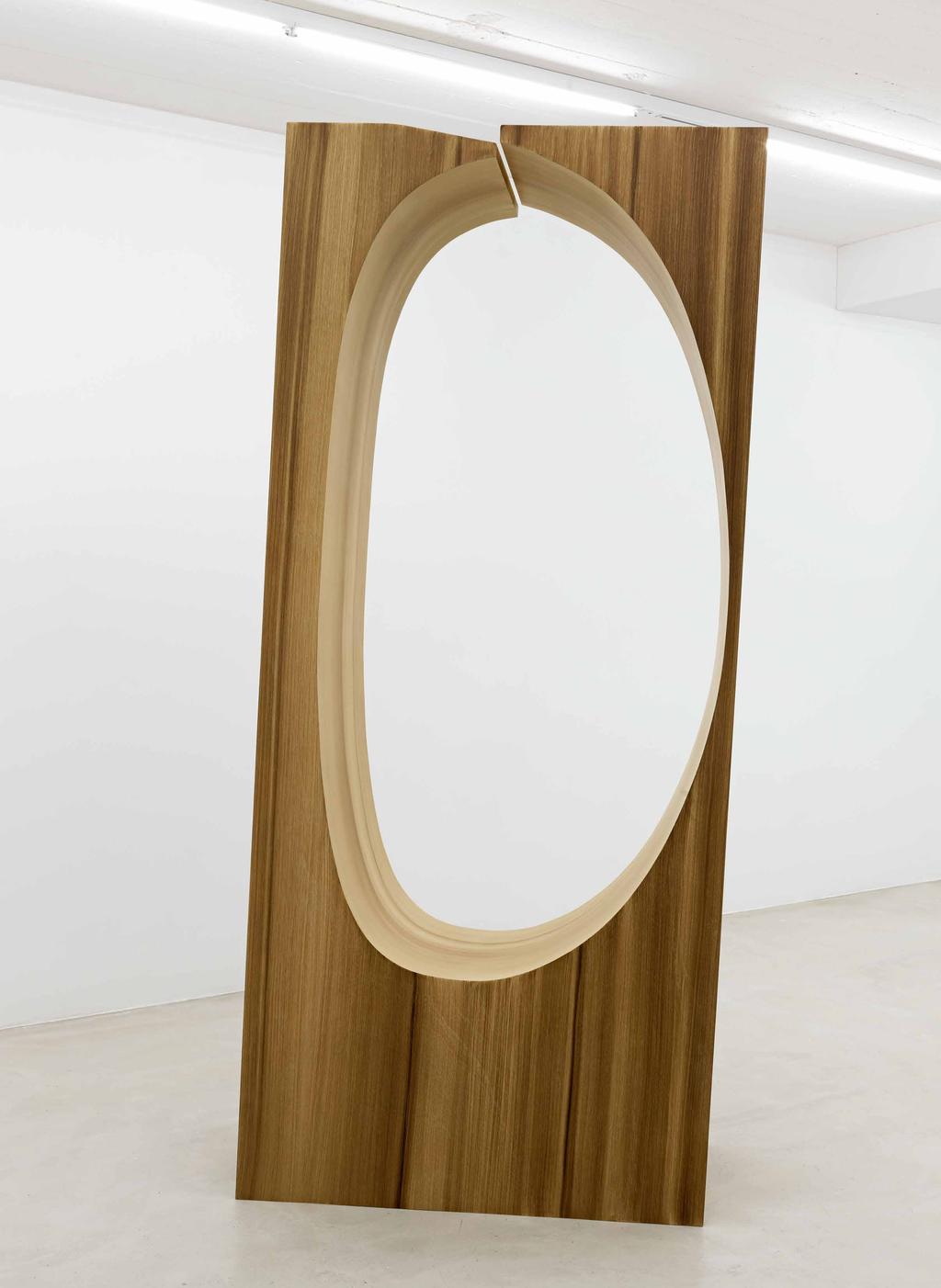 Schnitt, 2013 Öl auf Sperrholz 125 x 60 x 290 cm
