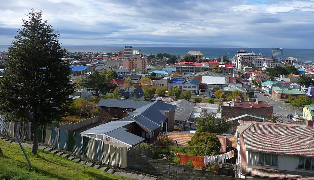 Tag 14 Nationalpark Torres del Paine Punta Arenas Nach dem bizarren Naturschauspiel im Nationalpark Torres del Paine reisen Sie am heutigen Tag in die südlichste Stadt Chiles, Punta Arenas.