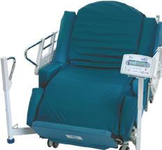 Hygiene für schwergewichtige Patienten XL Rollstuhl 61/66 XL Rollstuhl 66 faltbar XL