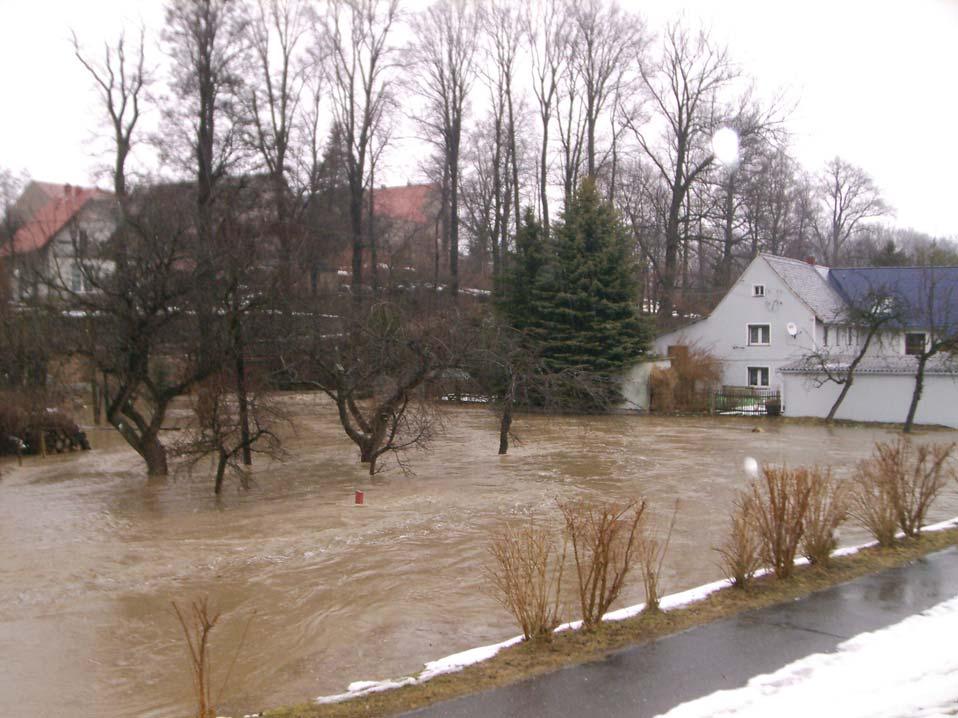 Meteorologische und hydrologische Analyse des Frühjahrshochwassers 2006 in den