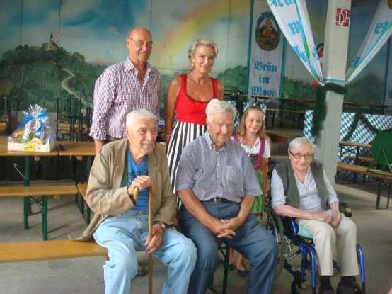 Auch heuer wurden wir von der Marktgemeinde Tüßling zum Seniorennachmittag auf die Dult eingeladen.