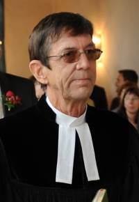 Abschied von Herrn Pfarrer i.r. Gerhard Neumeister Am Donnerstag, den 19. Oktober 2017 verstarb in Würzburg überraschend Herr Pfarrer i.r. Gerhard Neumeister im Alter von 69 Jahren.