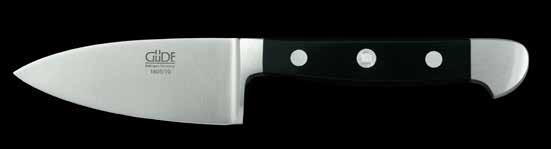 Messer mit Holzgriff weder in der Spülmaschine reinigen, noch im Wasser liegen lassen. 4. Messer niemals lose in der Schublade lagern. 5.