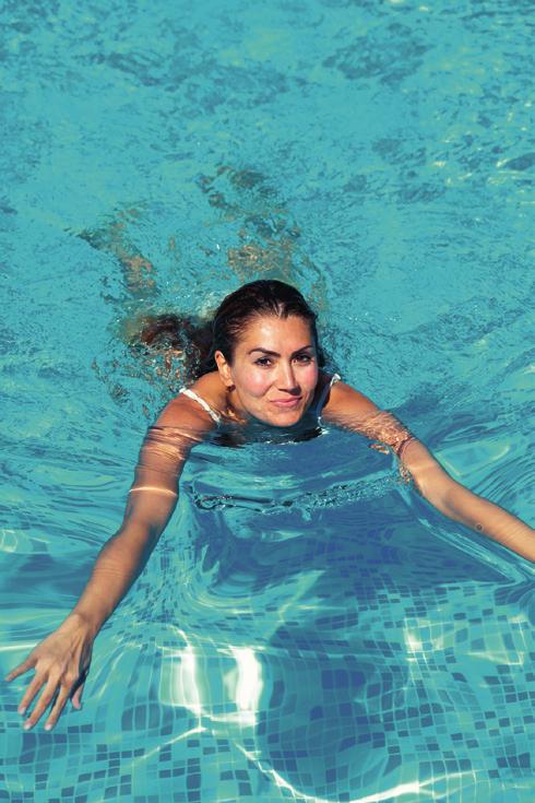 Machen Sie Ihr Schwimmbad zu einem Quell des Wohlbefindens GRANDER -Wasserbelebung verbessert spürbar die Wasserqualität in Ihrem Pool und senkt den Bedarf an chemischen Zusätzen.