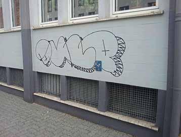 Trifft es den eigenen Arbeitsbereich, sollte man Bescheid wissen, wie man gegen diese Graffiti vorgehen kann, ohne den Schaden durch die eigene Arbeit zu vergrößern.